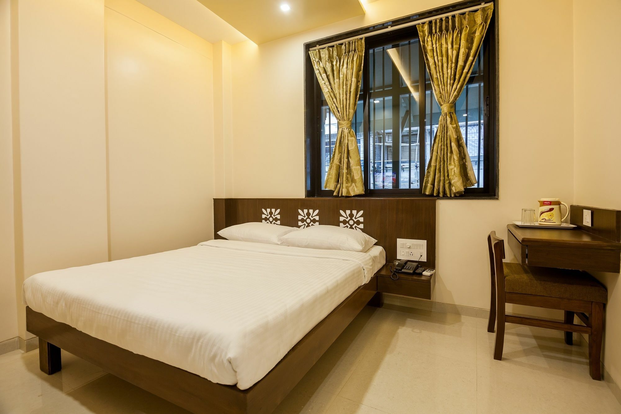 City Guest House - Dadar Мумбаи Экстерьер фото