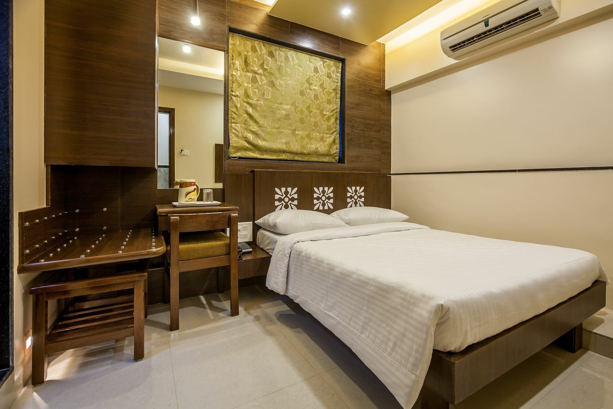 City Guest House - Dadar Мумбаи Экстерьер фото