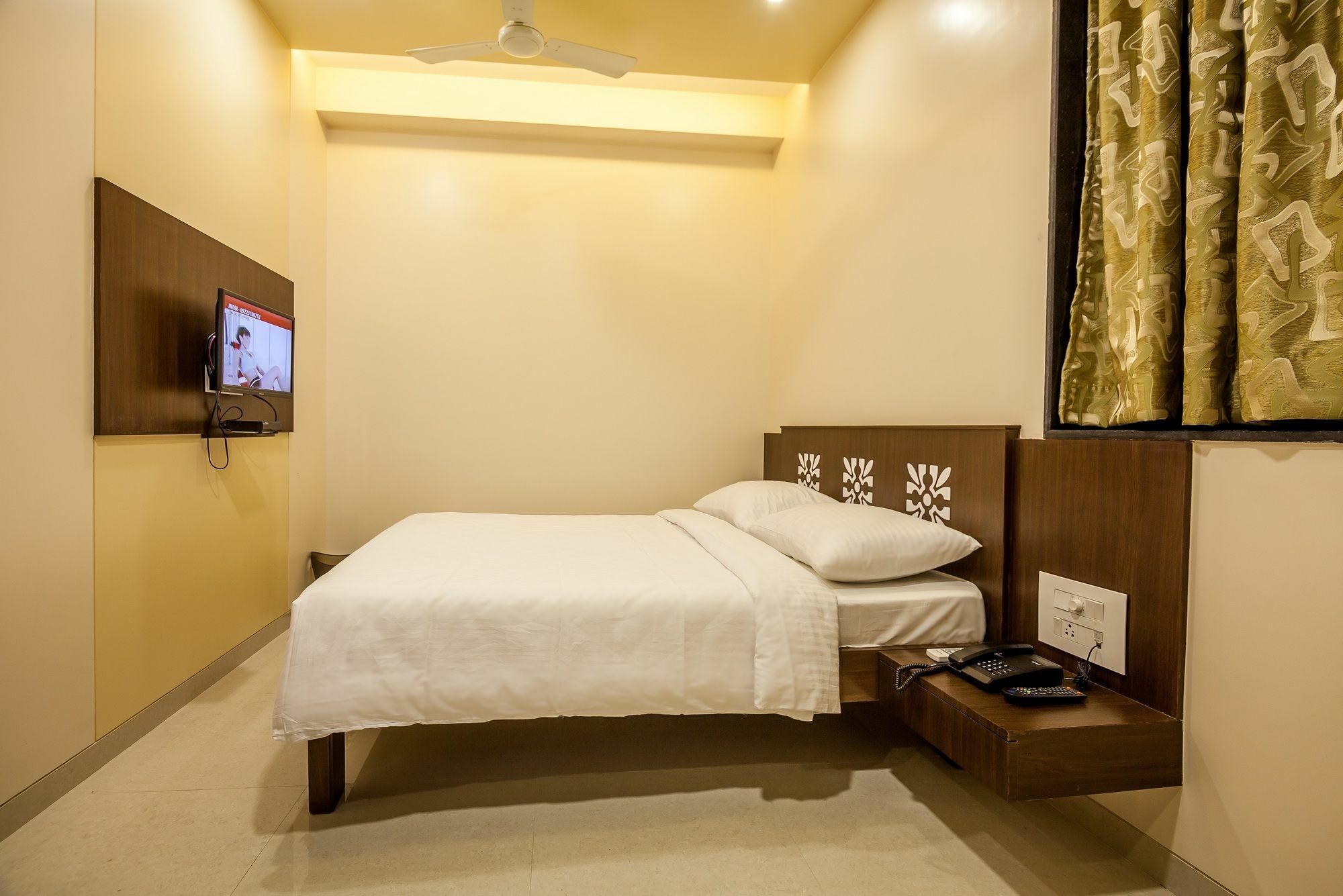 City Guest House - Dadar Мумбаи Экстерьер фото